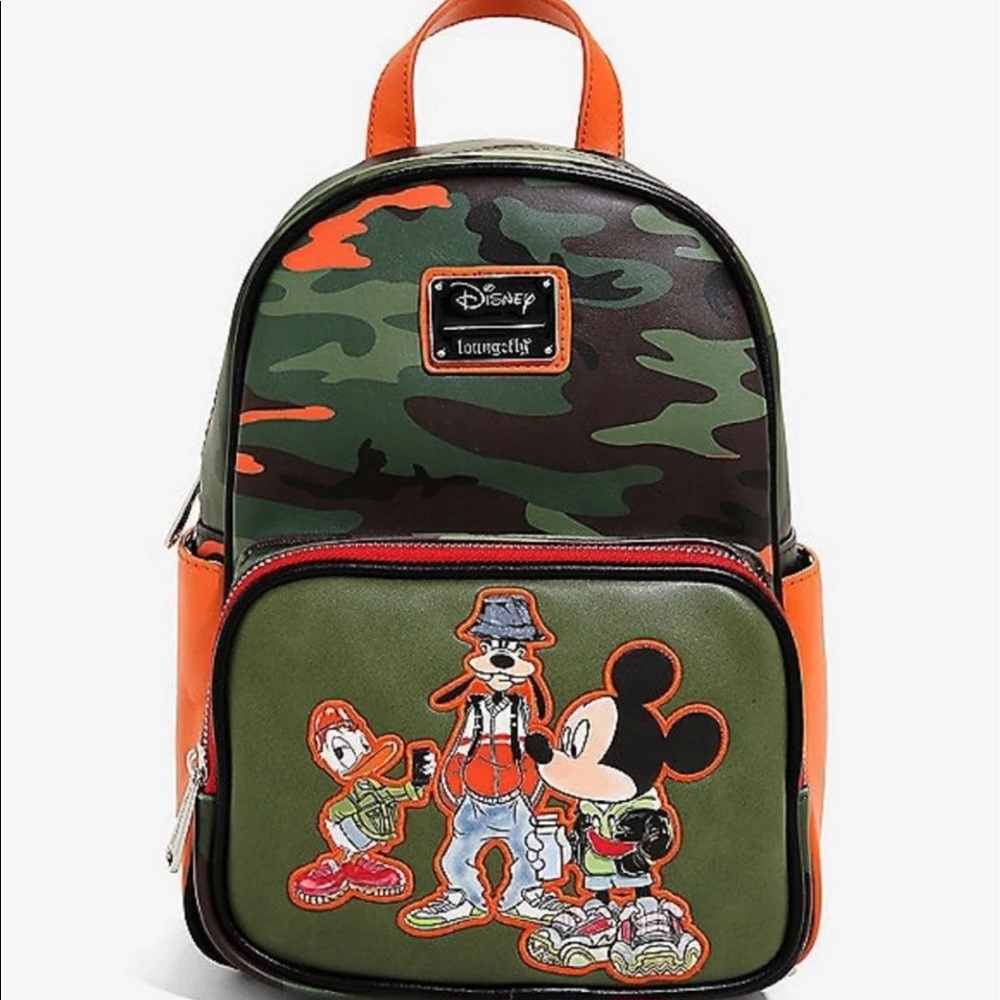 SOLD⭐️ Loungefly Mickey backpack NEW